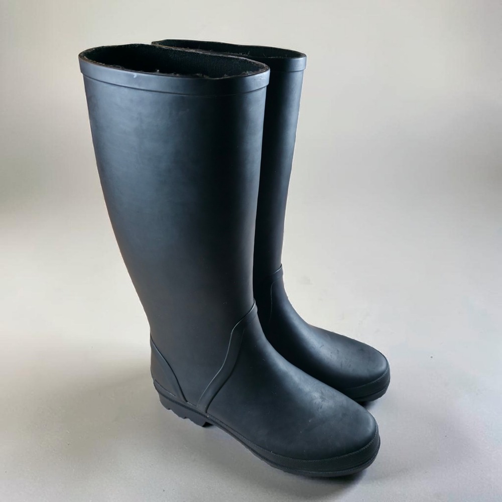 J. Crew | Black Tall Lug-Sole Waterproof Minimalist Preppy RainBoots‎ Womens 8